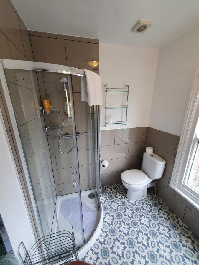 كاسلتون Swiss House B&B المظهر الخارجي الصورة