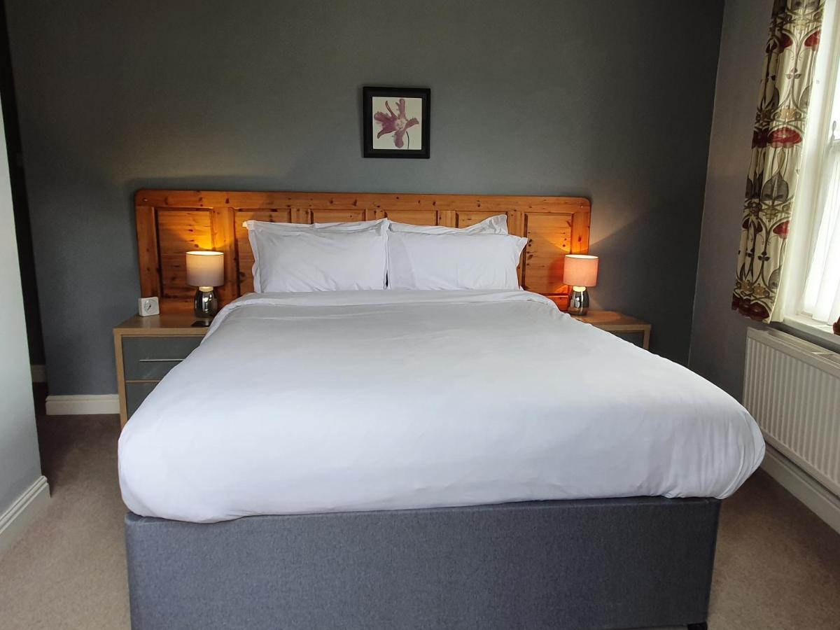 كاسلتون Swiss House B&B المظهر الخارجي الصورة